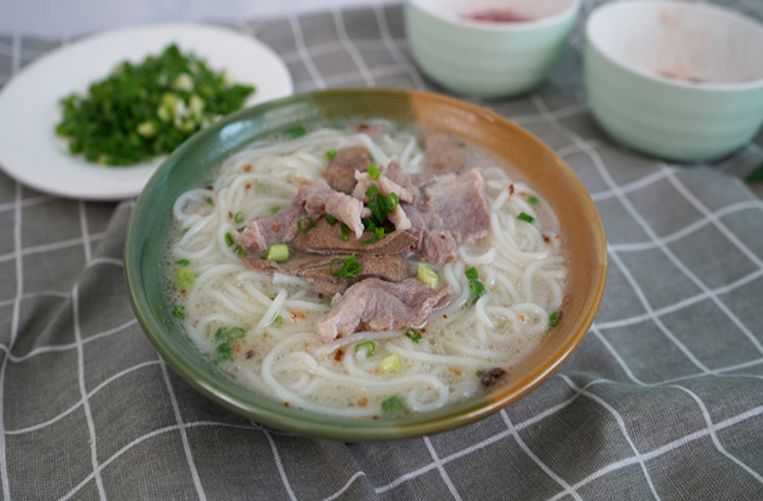 阿克苏原味汤粉王培训